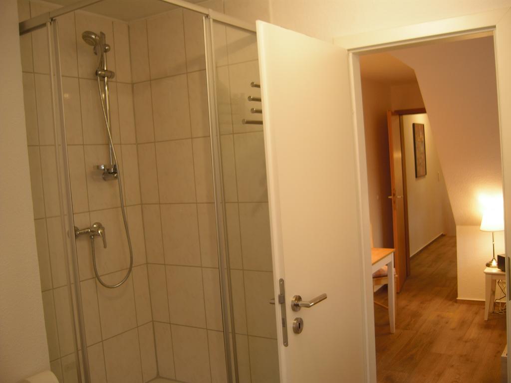 Ferienwohnungen Zur Kaiserstrasse Quedlinburg Kamer foto