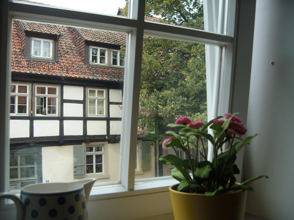 Ferienwohnungen Zur Kaiserstrasse Quedlinburg Kamer foto