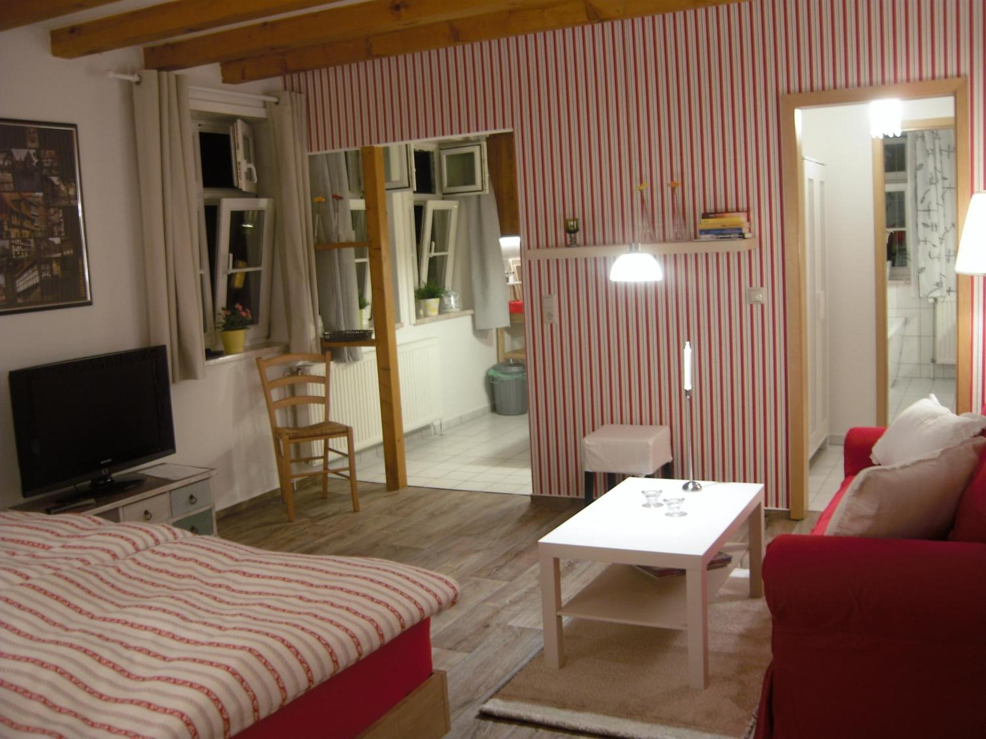 Ferienwohnungen Zur Kaiserstrasse Quedlinburg Kamer foto