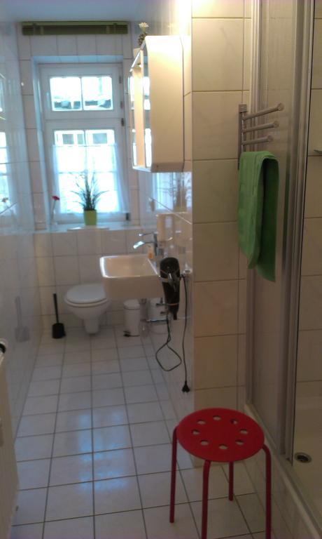 Ferienwohnungen Zur Kaiserstrasse Quedlinburg Kamer foto